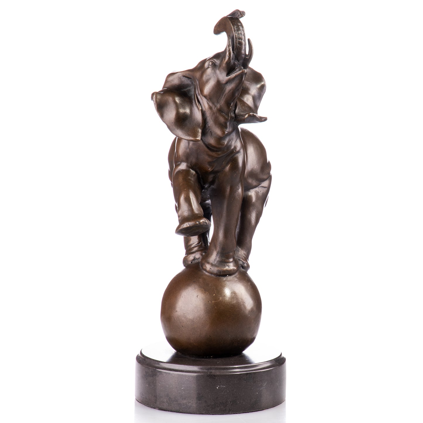 Sculpture en Bronze d'un Éléphant en équilibre sur un ballon,style Artistique et Décoratif.