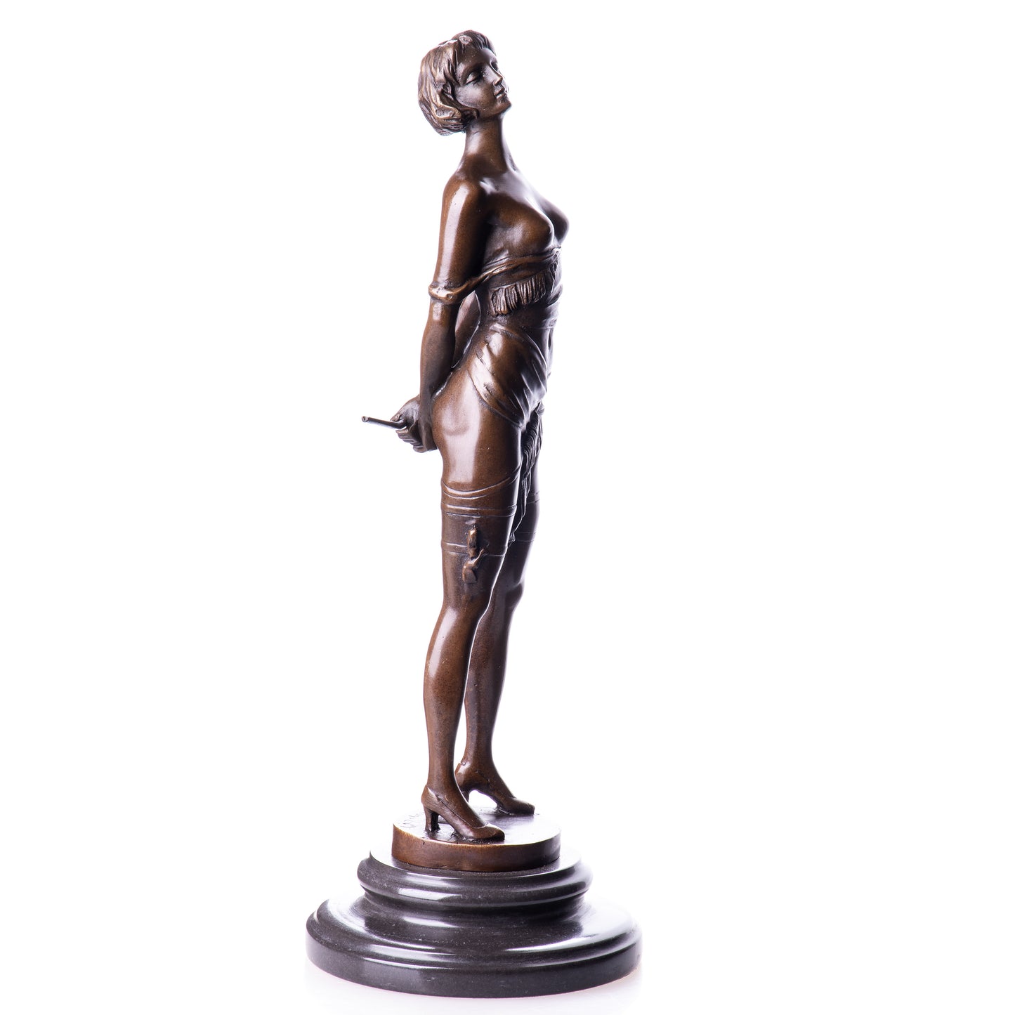 Statue en Bronze Femme Nue Dominatrice