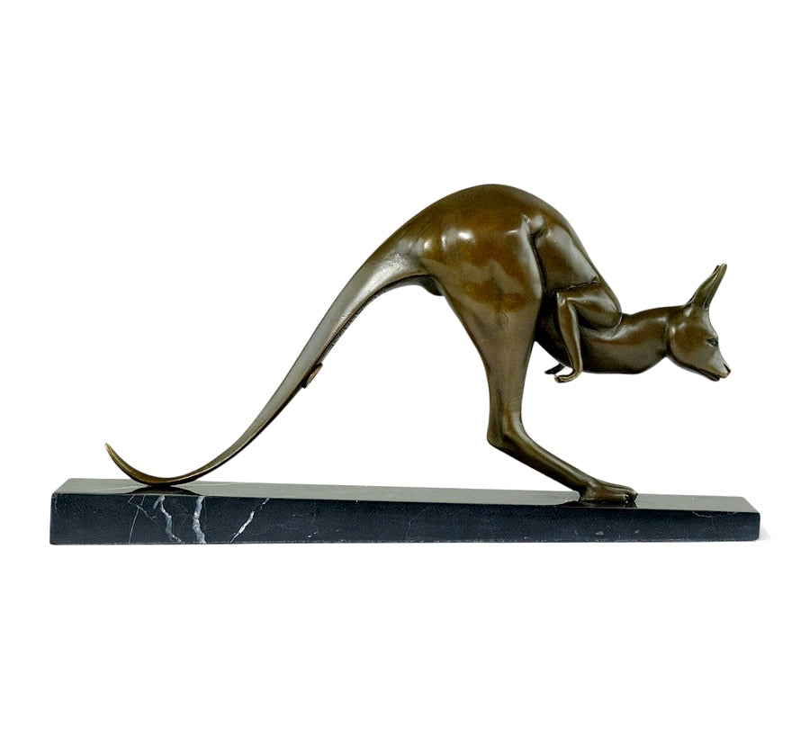 Sculpture en bronze de kangourou