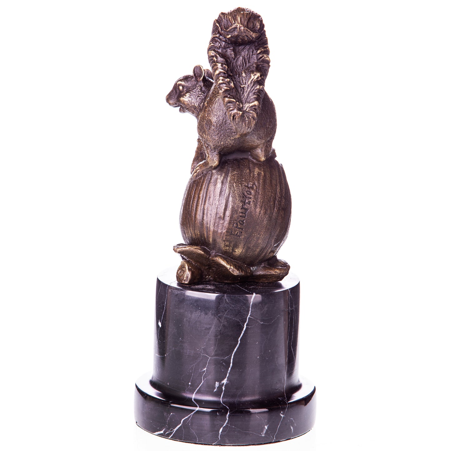 Statue en Bronze Écureuil sur noisette
