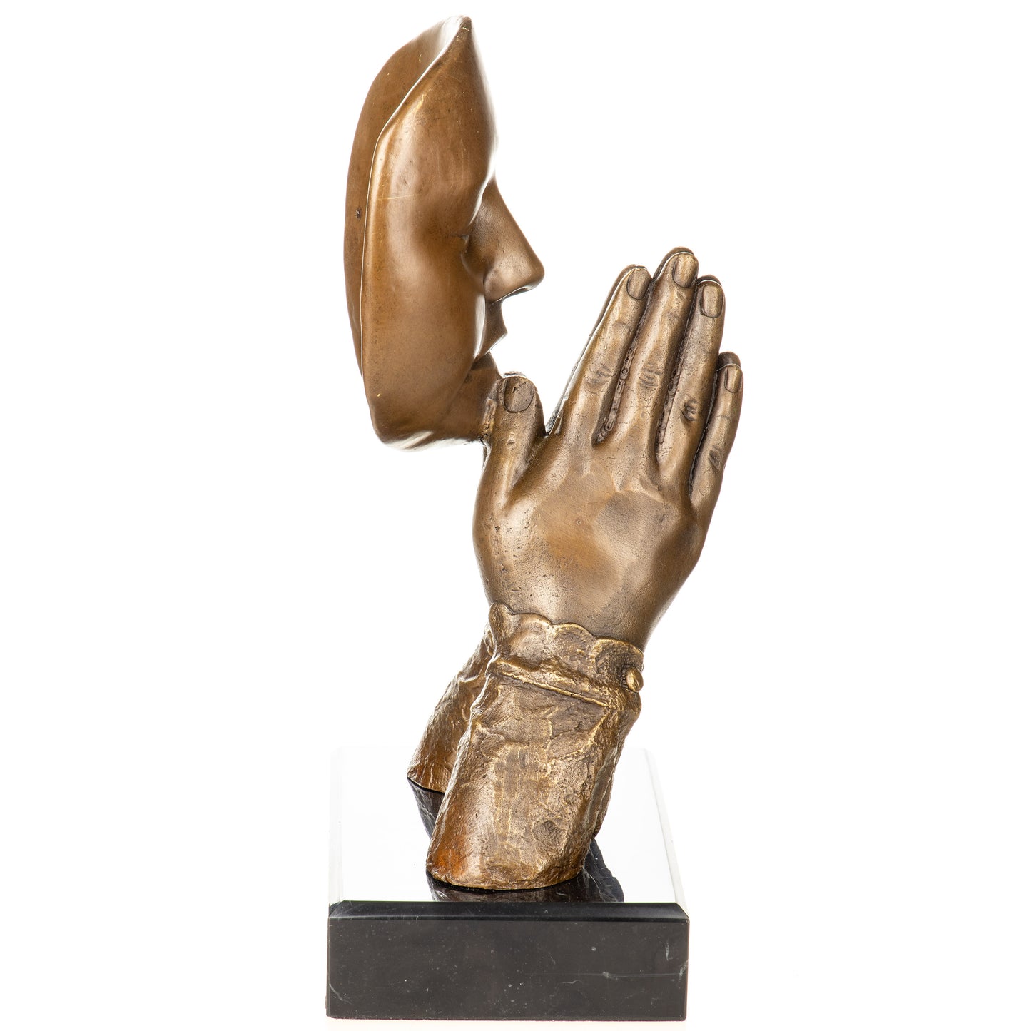 Statue en bronze d'un visage en méditation